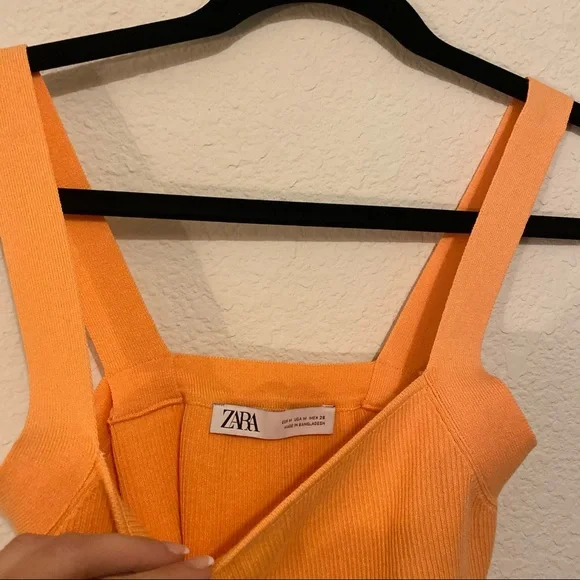 ZARA Crop Top - Picture 4 of 5